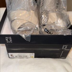 Naturalizer Cream Sandals